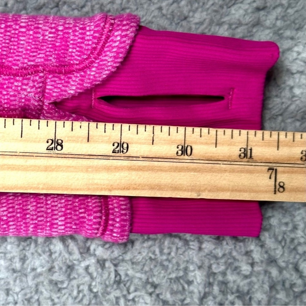 Lululemon Base Runner 1/2 Zip Raspberry Pullover - Picture 10 of 16